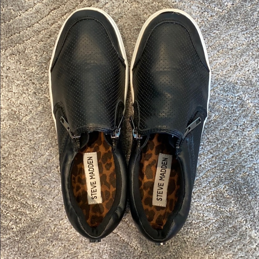 Steve Madden Flats